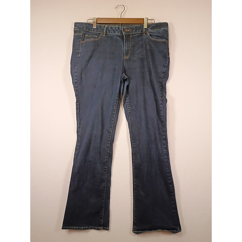 Classic Sonoma Life + Style Womens 16 Dark Wash Mid Rise Demi Bootcut Jeans